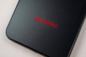 Samsung svela roadmap 2026: Galaxy S26 con AI agente e design ultra-sottile al centro