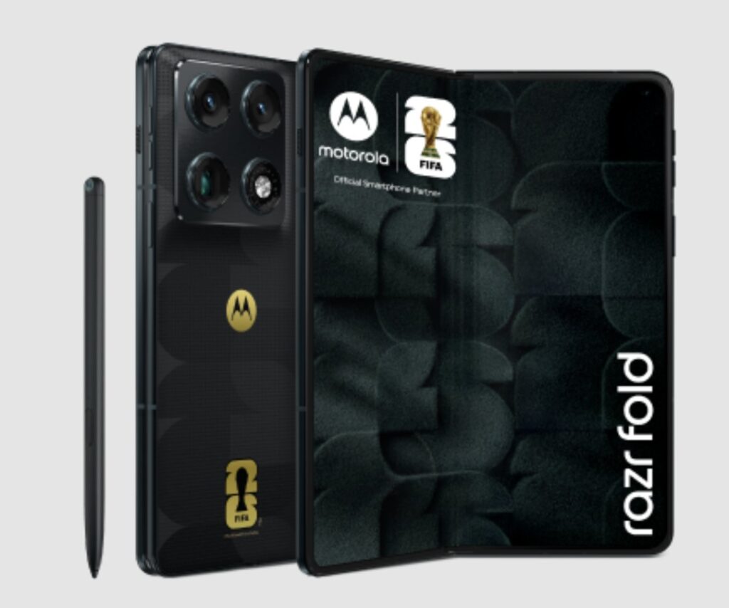 Motorola Razr Fold arriva sul mercato: edizione FIFA a quota 2.600 euro
