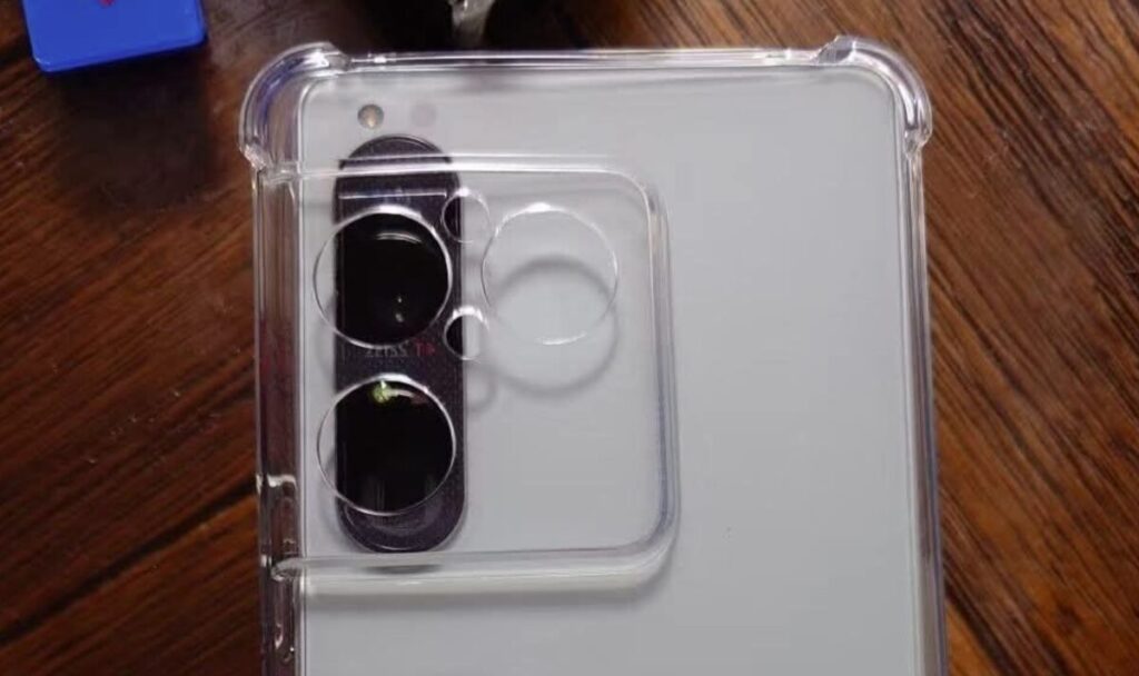 Xperia 1 VIII: le cover trapelate confermano il formato allungato 19.5:9