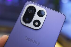 Samsung studia un redesign radicale del modulo fotocamera per Galaxy S27