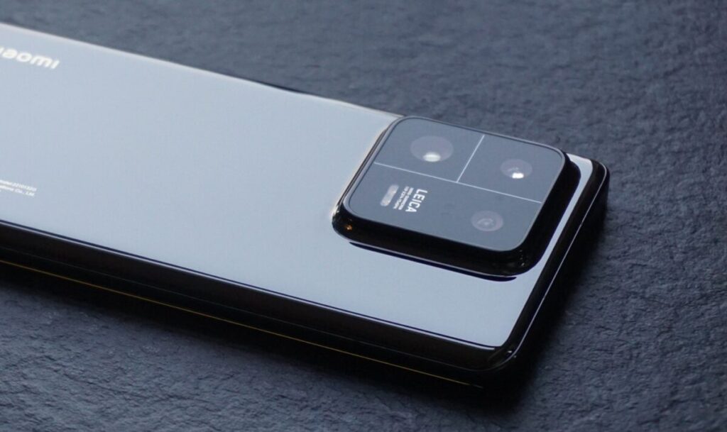 Xiaomi prolunga la vita dei vecchi smartphone: batterie più capienti in sostituzione