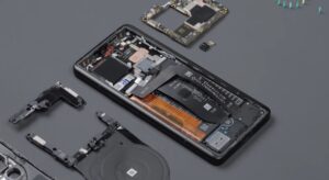 Xiaomi rivoluziona il post-vendita: ora puoi sostituire la batteria dello Xiaomi 13 con una a capacità maggiore