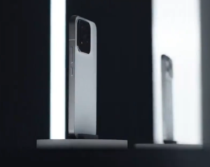 Xiaomi 17 Max supera la durata di 2 iPhone 17 Pro Max: il test della batteria è impressionante
