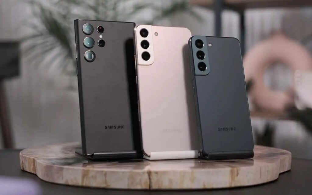 Samsung One UI 8.5: Galaxy S22, Z Fold 4 e Z Flip 4 probabilmente esclusi dall’aggiornamento
