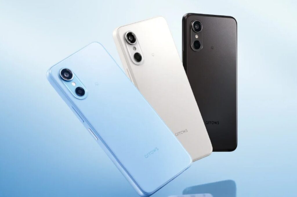Docomo lancia l’Arrows We3 F-52G il 25 giugno: batteria da 2 giorni e alta resistenza