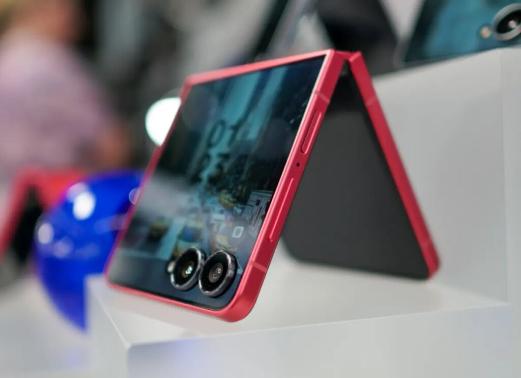 Galaxy Z Flip 8: USA con Snapdragon 8 Elite Gen 5, Europa rischia l’Exynos