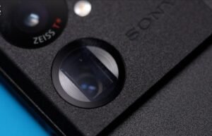 Sony Xperia 1 VIII, bug della fotocamera in teleobiettivo: l’app si blocca anche dopo l’aggiornamento