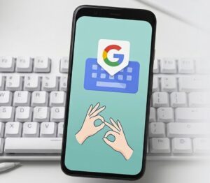Gboard testa il riconoscimento della lingua dei segni: la fotocamera trasforma i gesti in testo