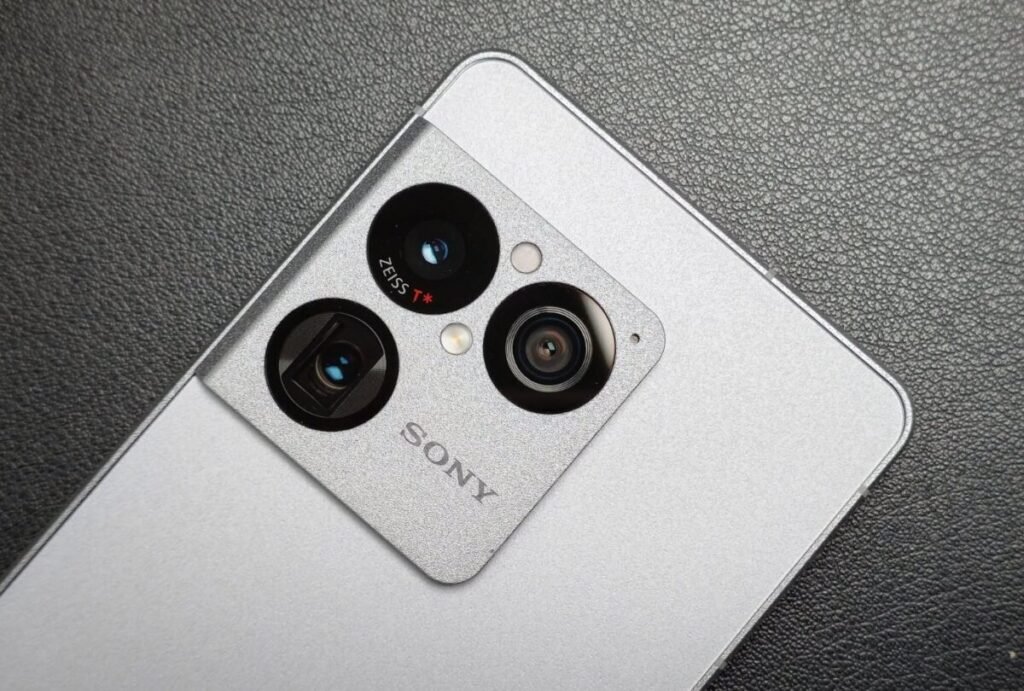 Xperia 1 VIII, gli utenti lo scelgono per una ragione a sorpresa: lo slot microSD