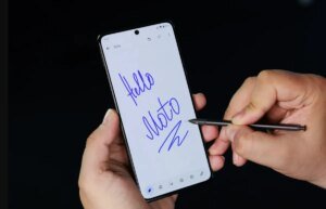 Motorola svela Android 17: nuova interfaccia, Quick Share con iOS e più intelligenza artificiale