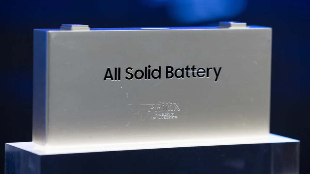 Batterie allo stato solido per smartphone: svelato il meccanismo che ne limita la durata