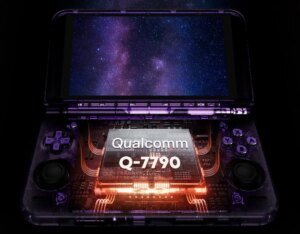 Retroid Pocket Duo, ecco il chip a doppio schermo: base Snapdragon 7 Gen 4 e nuova colorazione viola trasparente
