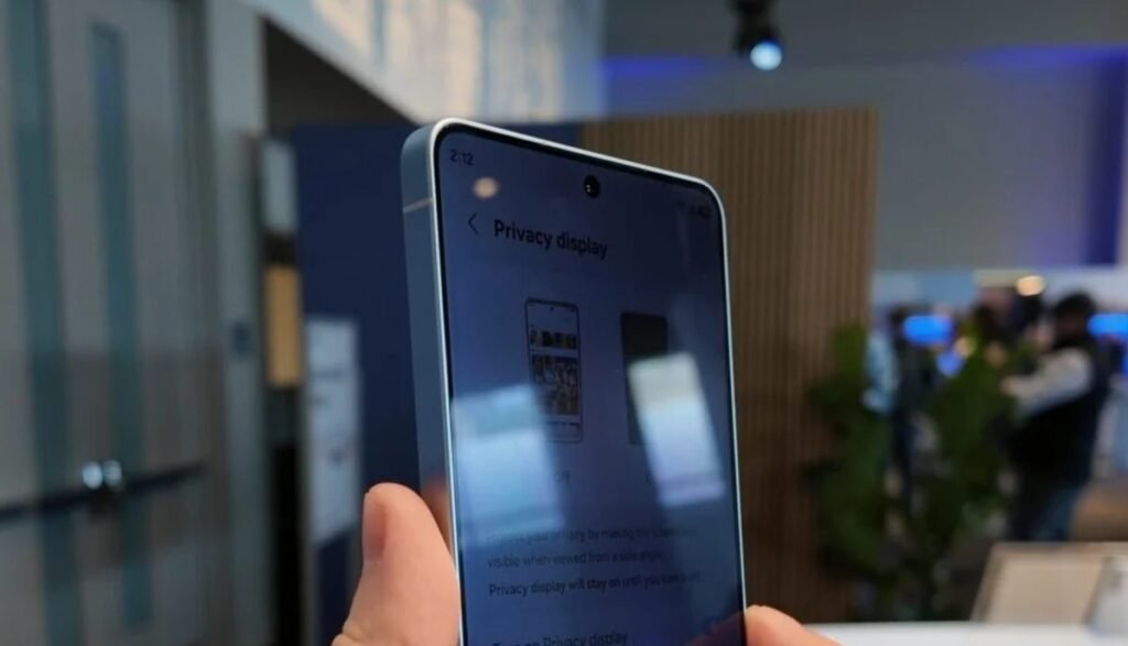 Galaxy S27 Pro e Ultra, il Privacy Display potrebbe arrivare anche su Galaxy Book