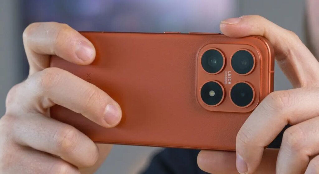 Xiaomi 18 potrebbe avere doppia fotocamera da 200MP: debutto atteso a dicembre